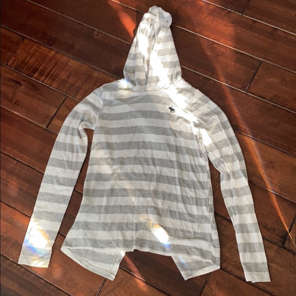 Hooded sweater